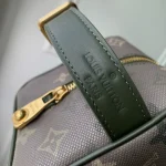 Louis Vuitton Locker Dopp Kit 23cm - Image 6