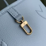 Louis Vuitton Handbag 26.5cm - Image 6