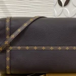 Louis Vuitton Wallet 36cm - Image 6