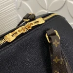 Louis Vuitton EXPRESS Large Handbag Case 45cm - Image 6