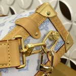 Side Trunk Medium Handbag 23.5cm - Image 6