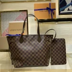Louis Vuitton Tote Bag 32cm - Image 6