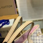 Louis Vuitton Neverfull Tote Bag 32cm - Image 6