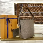 Louis Vuitton All In GM Handbag 31cm - Image 6
