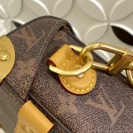 Louis Vuitton Soul Trunk Handbag Case 19cm - Image 6
