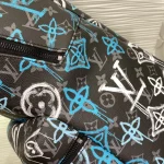 Louis Vuitton DISCOVERY Backpack 40cm - Image 6