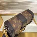 Louis Vuitton Trunk Vertical Case 17.5cm - Image 6