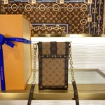 Louis Vuitton Trunk Vertical Case 17.5cm - Image 6
