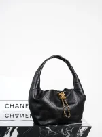 UbestLuxury Chanel Chanel Large Hobo Bag 32cm Black product photo detail 5 SKU CH30919