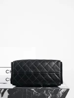 UbestLuxury Chanel Chanel Hobo Bag 25cm Black product photo detail 5 SKU CH30921