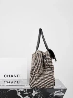 UbestLuxury Chanel Chanel Shoulder Bag 43cm product photo detail 5 SKU CH30654