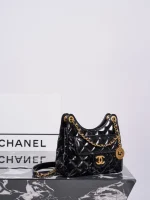 UbestLuxury Chanel Chanel hobo Handbag 19cm product photo detail 5 SKU CH30935