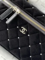 UbestLuxury Chanel Chanel 25K Black Velvet Diamond Box Handbag 19cm product photo detail 5 SKU CH30937