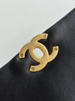 UbestLuxury Chanel Chanel 19 Bag Shoulder Bag 30cm product photo detail 5 SKU CH30957