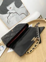 UbestLuxury Chanel Chanel 19 Bag Shoulder Bag 36cm product photo detail 5 SKU CH30958