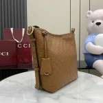 UbestLuxury Gucci GG Emblem Shoulder Bag product photo detail 6 SKU GU25683