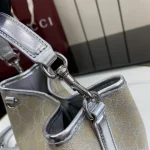 UbestLuxury Gucci GG Emblem Handbag 19cm product photo detail 6 SKU GU25705