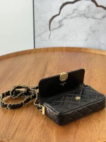 UbestLuxury Chanel 23K Autumn/Winter New Baguette Phone Bag 17cm product photo detail 6 SKU CH30767