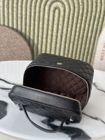 UbestLuxury Chanel Chanel Handbag 20cm product photo detail 6 SKU CH30817