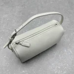 The Ro* Handbag / Tofu Bag - Image 7