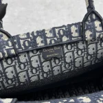 Louis Vuitton Tote Bag 37cm - Image 7