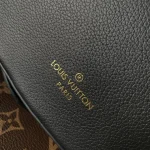 Louis Vuitton Shoulder Bag 28cm - Image 7