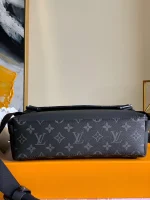 Messenger MM Voyager Handbag 32cm - Image 7