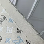 Pochette To-Go Handbag 30cm - Image 7