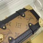 Louis Vuitton side trunk pm Handbag 21cm - Image 7