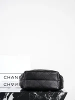 UbestLuxury Chanel Chanel Large Hobo Bag 32cm Black product photo detail 6 SKU CH30919