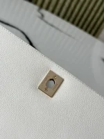 UbestLuxury Chanel Shoulder Bag 28cm product photo detail 6 SKU CH30668