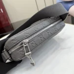 UbestLuxury Gucci GG Emblem Shoulder Bag 23cm product photo detail 6 SKU GU25177