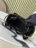 UbestLuxury Chanel Chanel Bucket Bag 22cm product photo detail 7 SKU CH30706