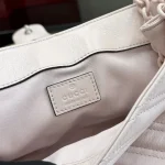 UbestLuxury Gucci GG Marmont Shoulder Bag 23cm product photo detail 7 SKU GU25430