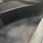 UbestLuxury Gucci GG Emblem Shoulder Bag 22cm product photo detail 7 SKU GU25673