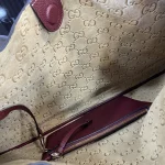 UbestLuxury Gucci Gucci Body Double Lock Medium Shoulder Bag 49cm product photo detail 7 SKU GU25746