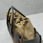 The Ro^Margaux 17 Inside Out Canvas Tote Bag - Image 8