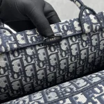 Louis Vuitton Tote Bag 41.5cm - Image 8