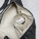 Lemair Shoulder Bag - Image 8