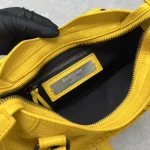 Balenciaga Shoulder Bag - Image 8