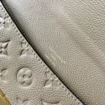 Hobo Métis Handbag 35cm - Image 8