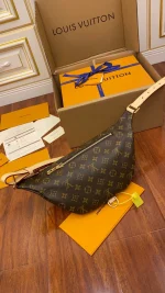 Louis Vuitton Handbag 37cm - Image 8