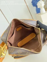 Louis Vuitton Shoulder Bag 28.5cm - Image 8