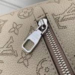 Louis Vuitton Handbag 28cm - Image 8