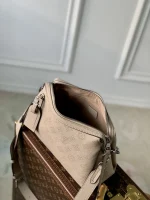 Louis Vuitton Mahina Hand It All Handbag 29cm - Image 8