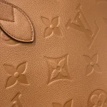 Louis Vuitton NeverfullLv Shopping Bag 31cm - Image 8
