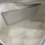 UbestLuxury Gucci GG Emblem Handbag 22cm product photo detail 8 SKU GU25711