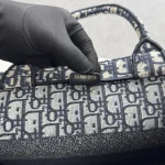 Louis Vuitton Tote Bag 26.5cm - Image 9