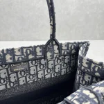 Louis Vuitton Tote Bag 37cm - Image 9