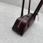 Le Teckel Sausage Bag Small Goat Grain Wine Red - Image 9
